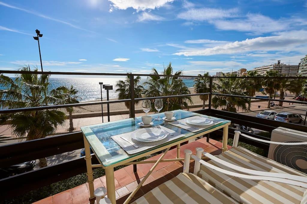 Front Sea Line Experience Apartment Fuengirola Bagian luar foto